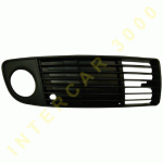 РЕШЕТКА ДЯСНА В ПРЕДНА БРОНЯ С ДУПКИ ЗА ХАЛОГЕНИ 99-01 AUDI A6 98-04 