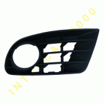 РЕШЕТКА ДЯСНА В ПРЕДНА БРОНЯ С ДУПКИ ЗА ХАЛОГЕНИ* VW GOLF V PLUS 04-09 